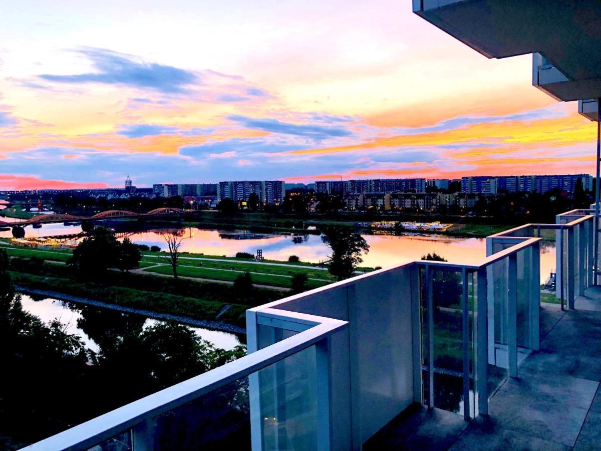 Apartament Z Tarasem I Widokiem Na Odre Wroclaw Bagian luar foto