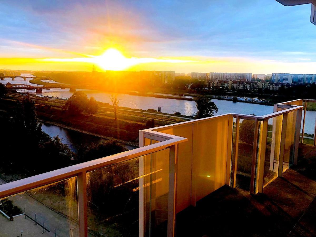 Apartament Z Tarasem I Widokiem Na Odre Wroclaw Bagian luar foto