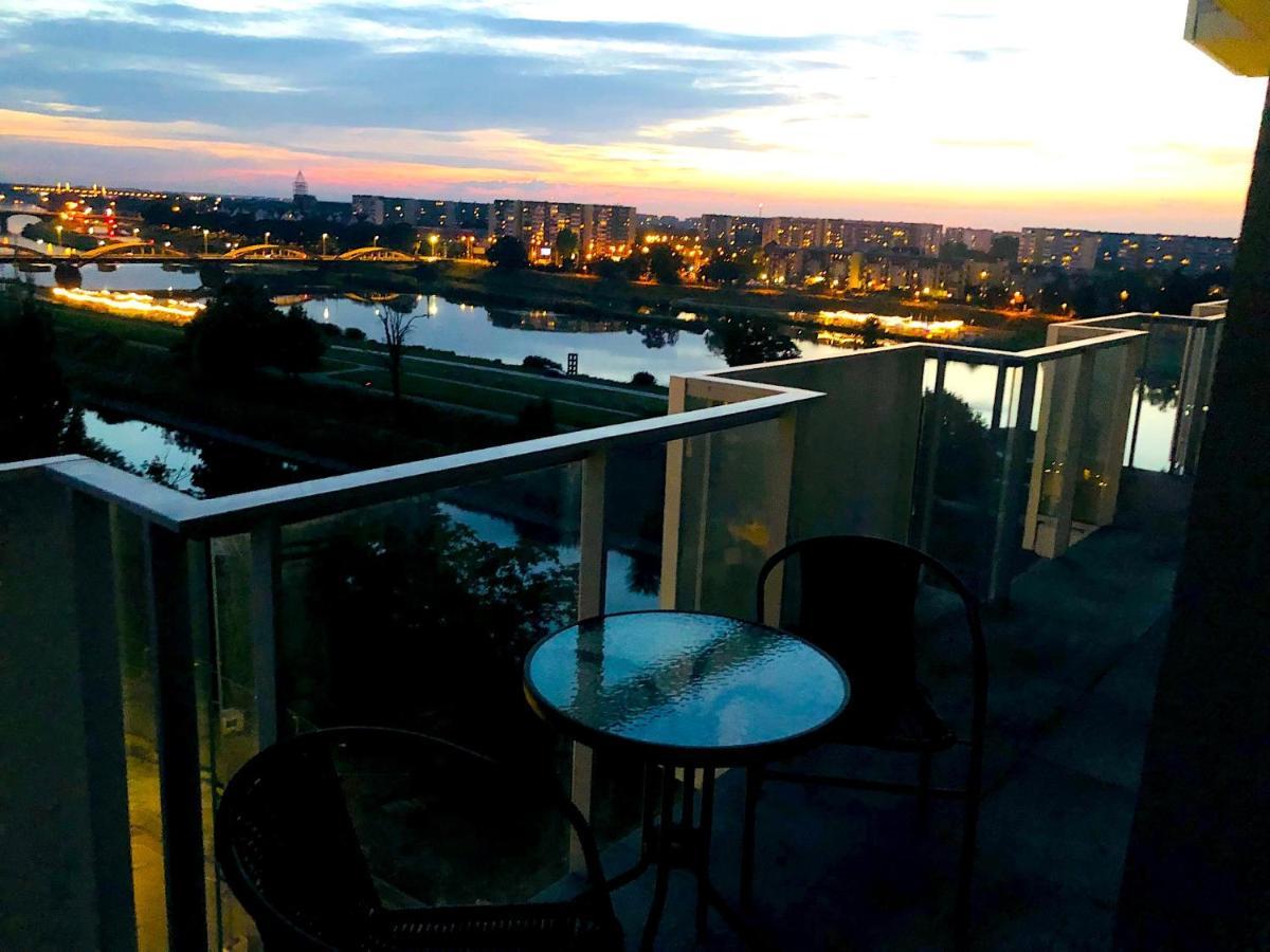Apartament Z Tarasem I Widokiem Na Odre Wroclaw Bagian luar foto